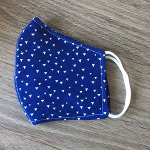 Dark blue facemask